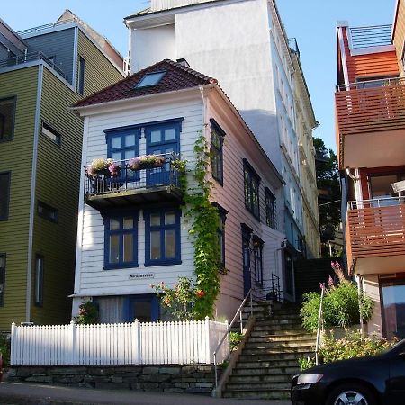 Historic Bergen House, Right In The Middle Of Everything! المظهر الخارجي الصورة